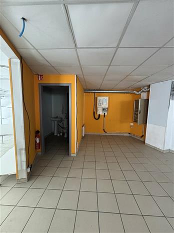 Commerce Location 68400 RIEDISHEIM