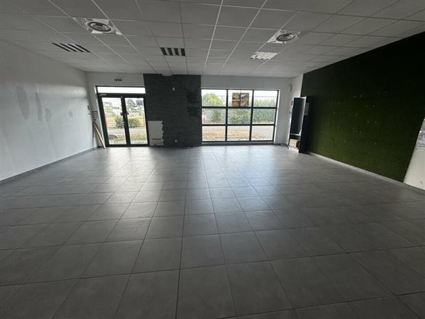 Commerce Location 68700 CERNAY