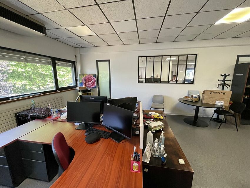 Bureau Location 68120 PFASTATT