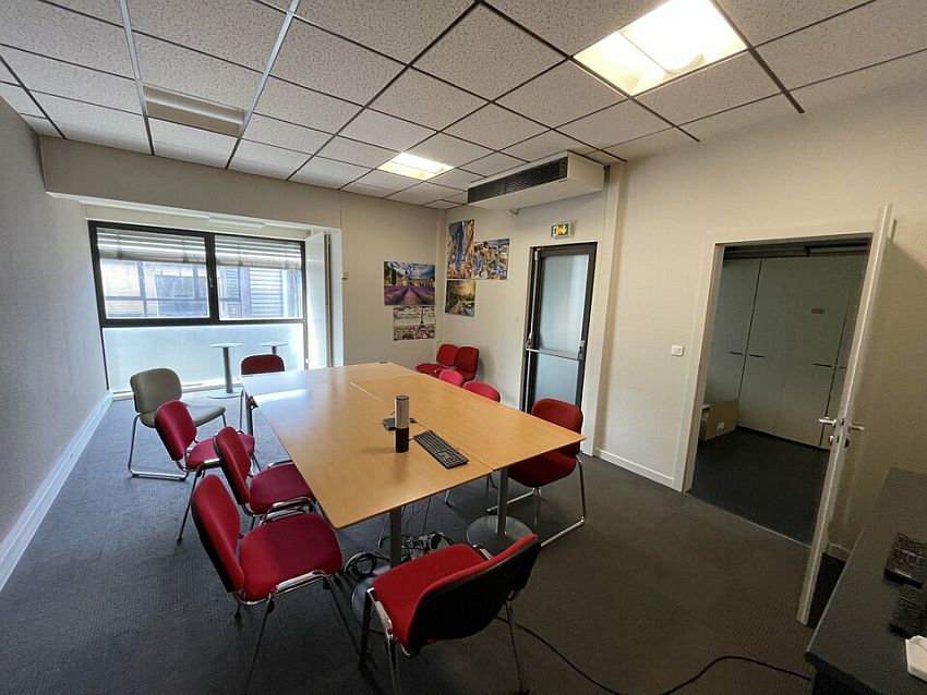 Bureau Location 68120 PFASTATT