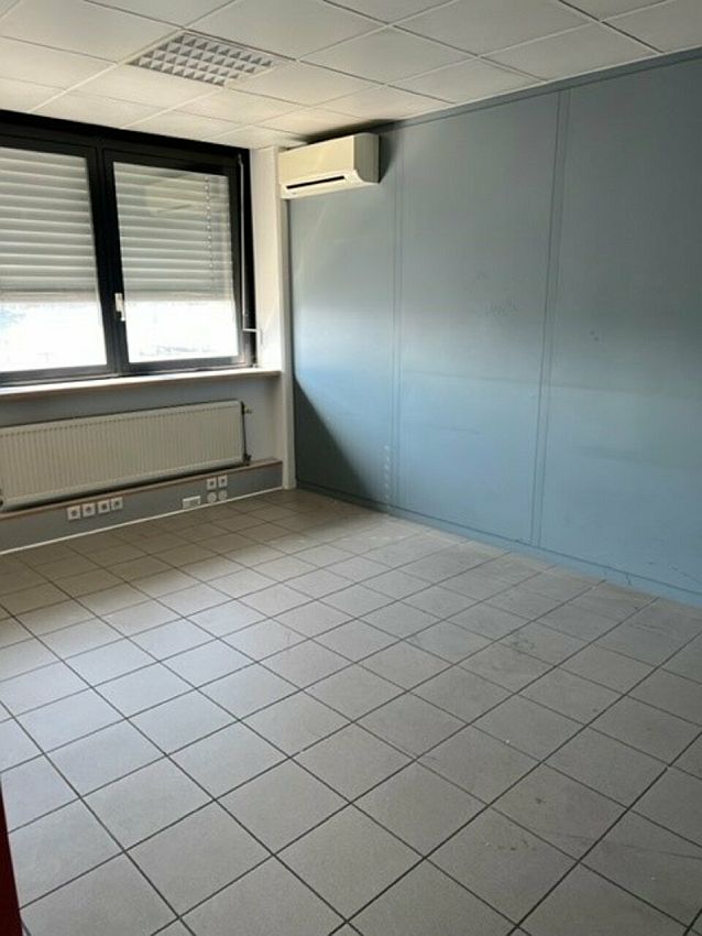 Bureau Location 68300 SAINT LOUIS