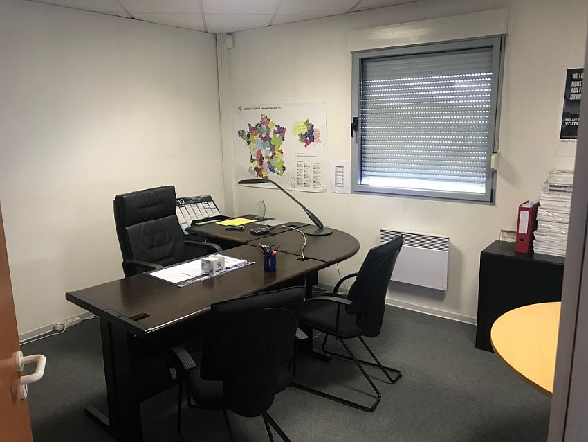 Bureau Location 68390 SAUSHEIM