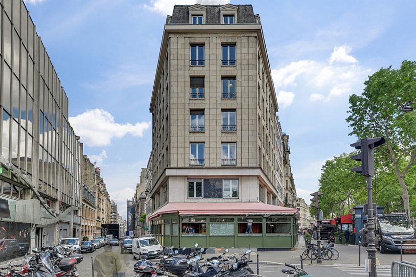 Bureau Location 75008 PARIS 82 AVENUE MARCEAU