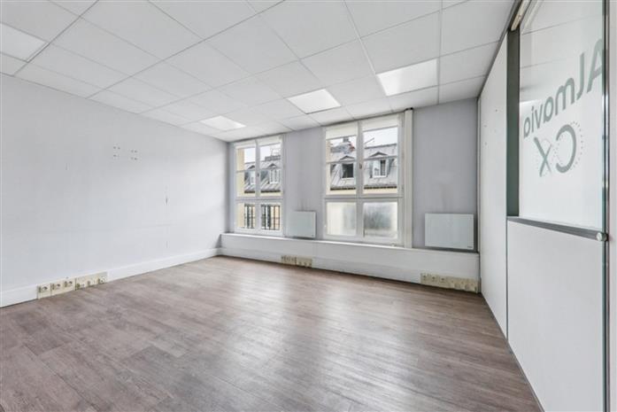 Bureau Location 75010 PARIS 18 RUE D'HAUTEVILLE