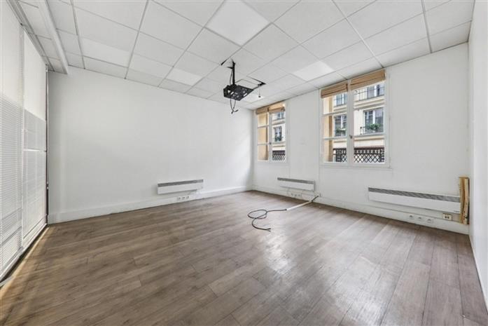 Bureau Location 75010 PARIS 18 RUE D'HAUTEVILLE