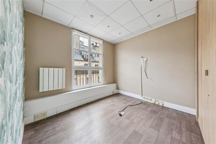 Bureau Location 75010 PARIS 18 RUE D'HAUTEVILLE