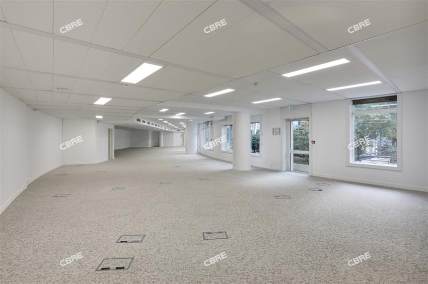 Bureau Location 92130 ISSY LES MOULINEAUX 14 BOULEVARD DES FRERES VOISIN