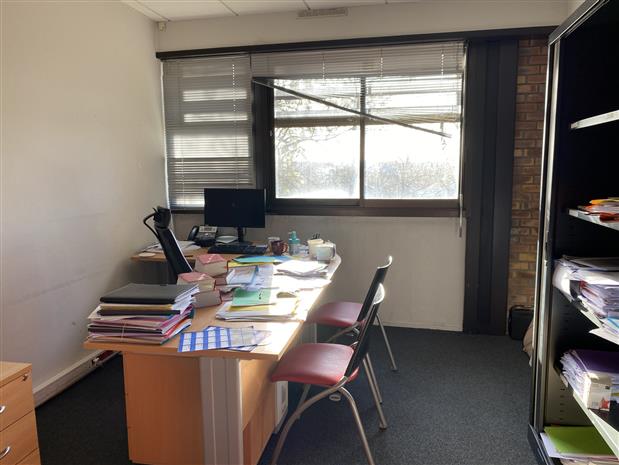 Bureau Vente/Location 33700 MERIGNAC 19 AVENUE DU PRESIDENT JOHN FITZGERALD KENNEDY