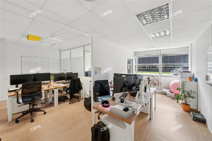 Bureau Location 33700 MERIGNAC 16 AVENUE PYTHAGORE