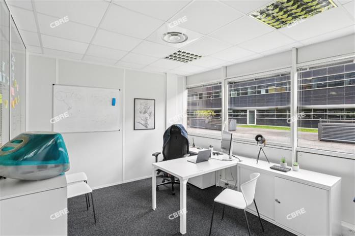 Bureau Location 33700 MERIGNAC 16 AVENUE PYTHAGORE