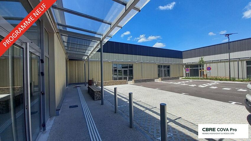 Commerce Location 25800 VALDAHON