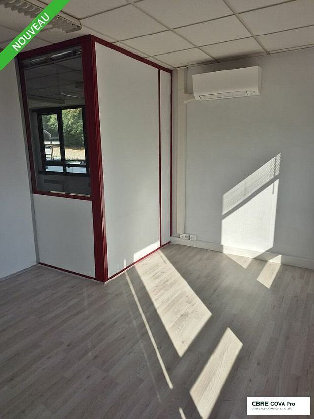 Bureau Location 25480 ECOLE VALENTIN