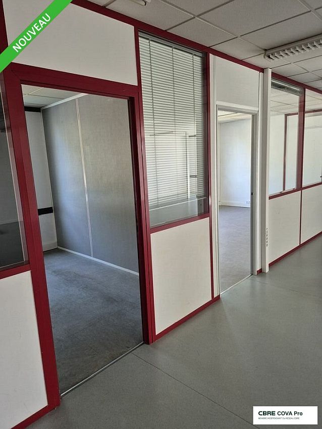 Bureau Location 25480 ECOLE VALENTIN