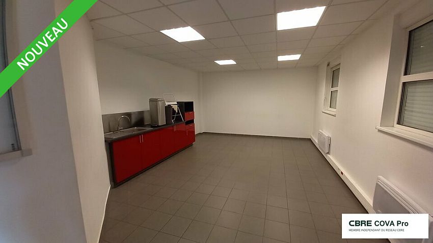 Local d'activités Location 25770 SERRE LES SAPINS