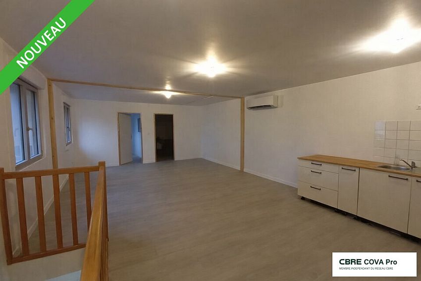 Commerce Location 25410 SAINT VIT