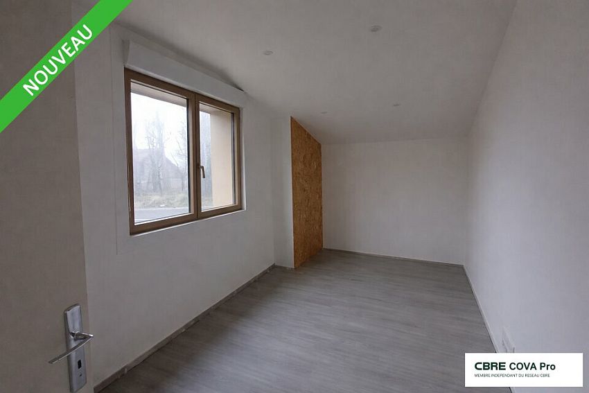 Commerce Location 25410 SAINT VIT