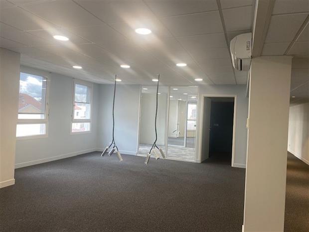Bureau Location 69007 LYON 51 AVENUE JEAN JAURES