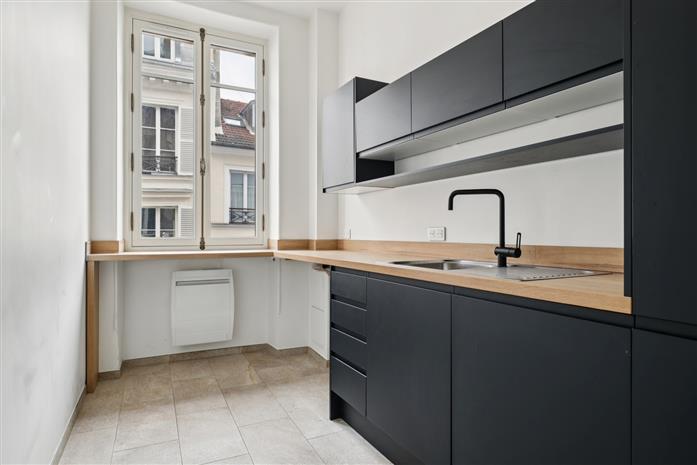 Bureau Location 75008 PARIS 130 BOULEVARD HAUSSMANN