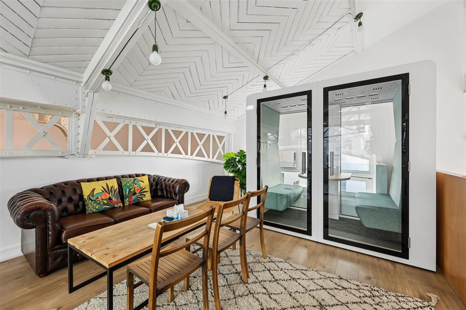 Bureau Location 75010 PARIS 50 RUE D'HAUTEVILLE