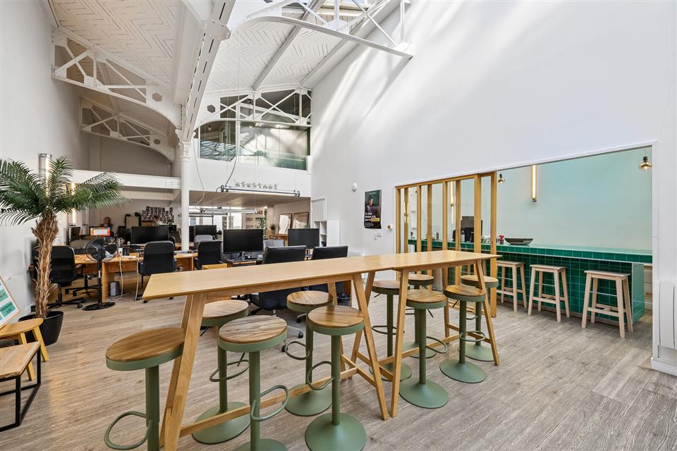 Bureau Location 75010 PARIS 50 RUE D'HAUTEVILLE