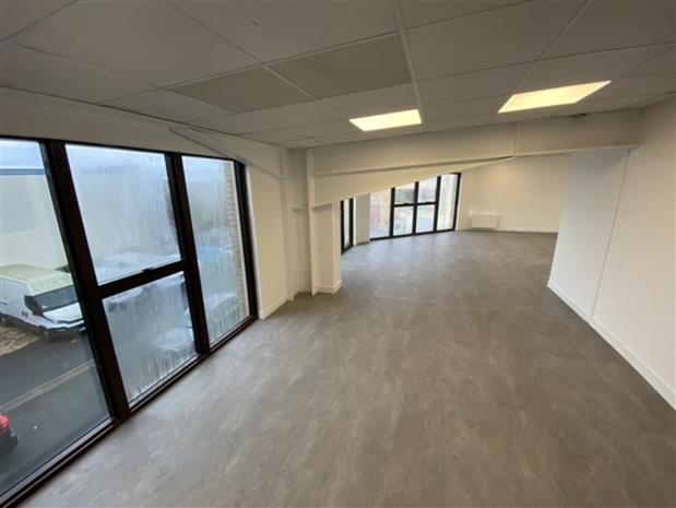 Local d'activités Location 95500 LE THILLAY