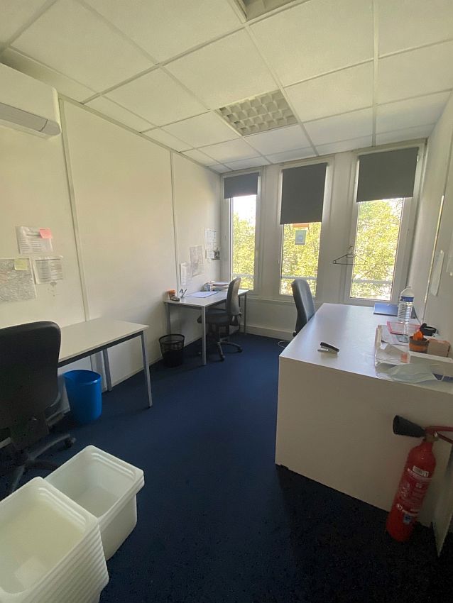 Bureau Vente/Location 33300 BORDEAUX 8 RUE DU PROFESSEUR ANDRE LAVIGNOLLE