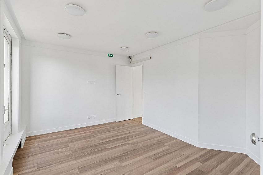 Bureau Location 75010 PARIS 114 BOULEVARD DE MAGENTA