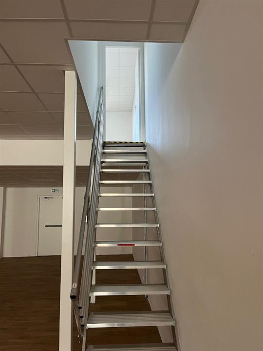 Commerce Location 56100 LORIENT