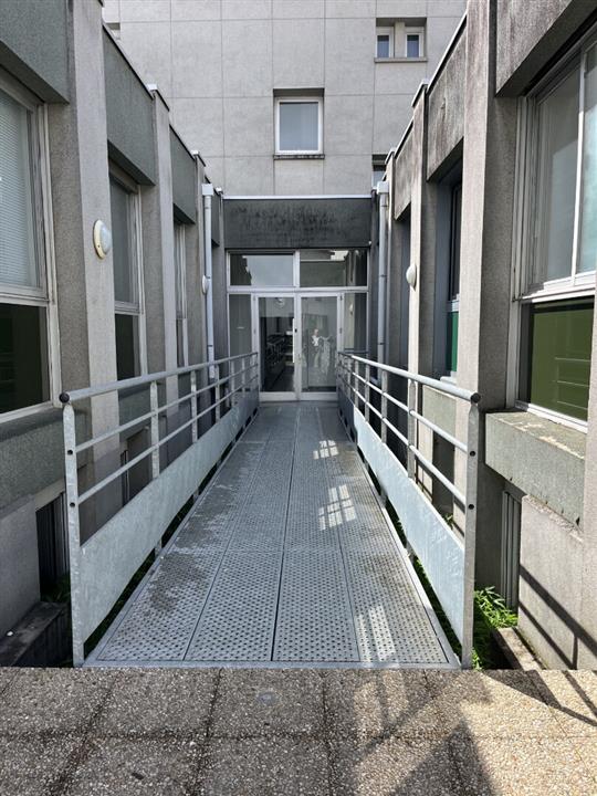 Bureau Location 56100 LORIENT