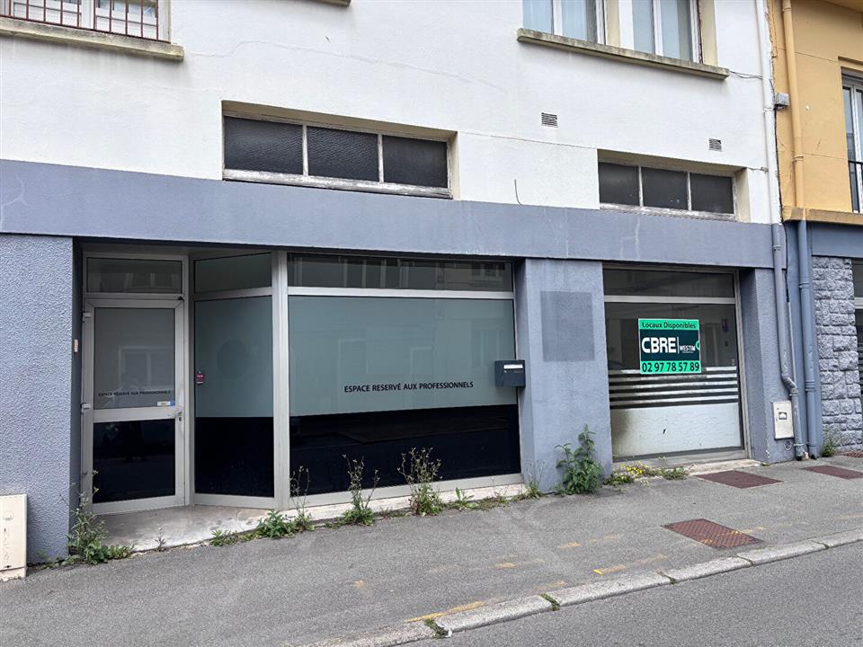 Commerce Location 56100 LORIENT