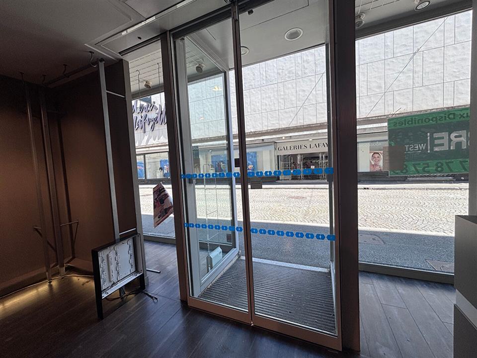 Commerce Location 56100 Lorient