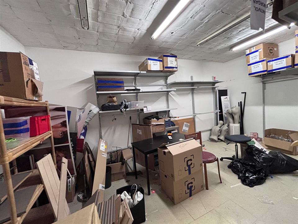 Commerce Location 56100 Lorient