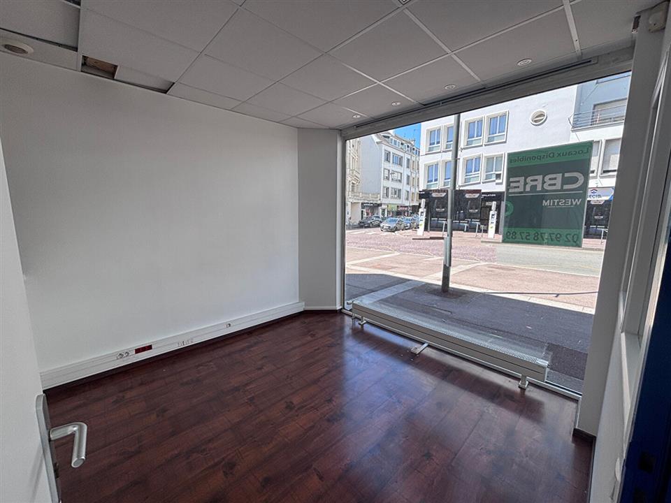 Commerce Location 56100 Lorient