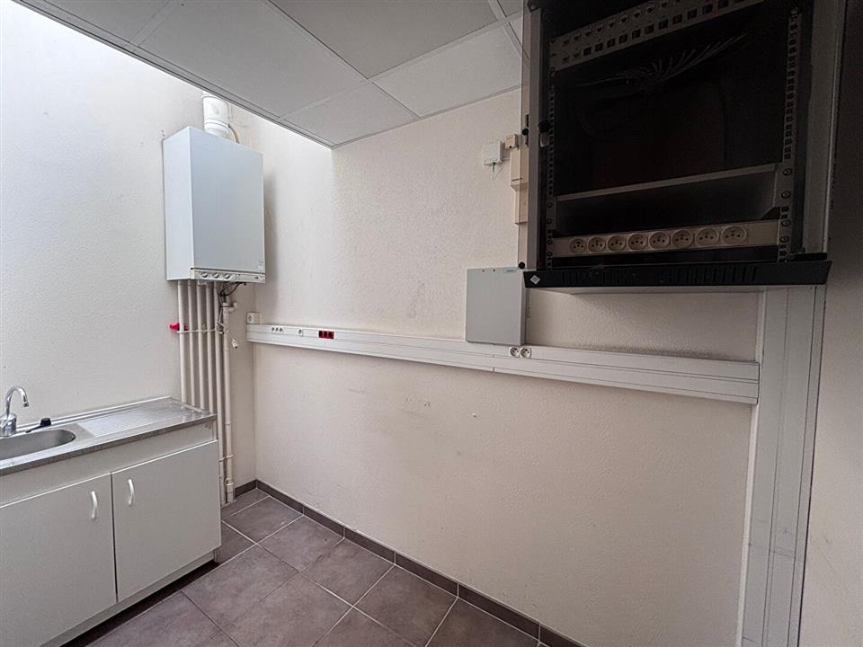 Commerce Location 56100 Lorient