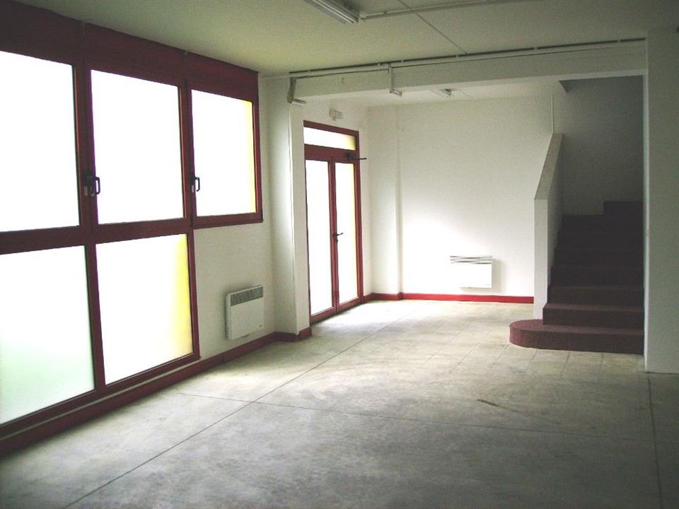 Local d'activités Location 93140 BONDY