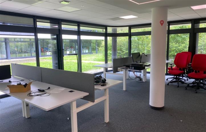 Bureau Location 78180 MONTIGNY LE BRETONNEUX 8 RUE JEAN PIERRE TIMBAUD