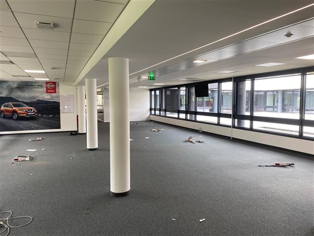 Bureau Location 78180 MONTIGNY LE BRETONNEUX 8 RUE JEAN PIERRE TIMBAUD