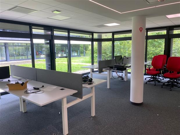 Bureau Location 78180 MONTIGNY LE BRETONNEUX 8 RUE JEAN PIERRE TIMBAUD