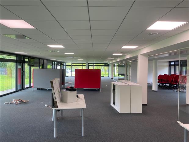 Bureau Location 78180 MONTIGNY LE BRETONNEUX 8 RUE JEAN PIERRE TIMBAUD