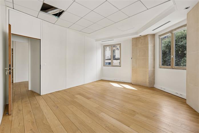 Bureau Location 75009 PARIS 52 RUE LA FAYETTE