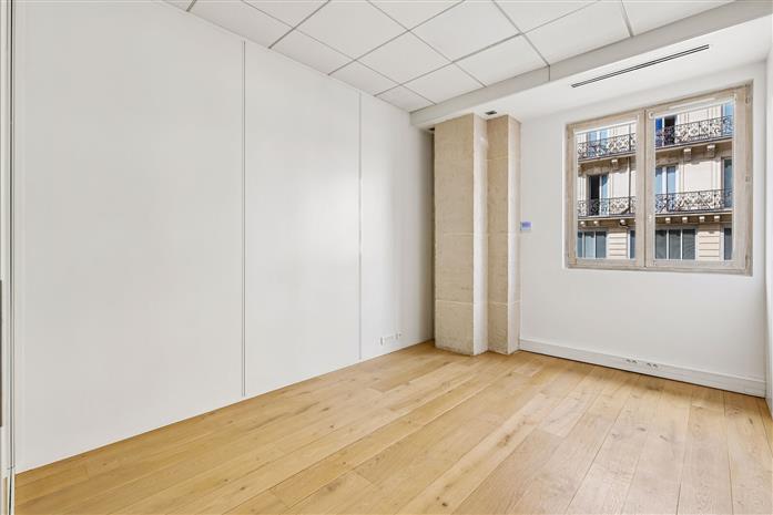 Bureau Location 75009 PARIS 52 RUE LA FAYETTE