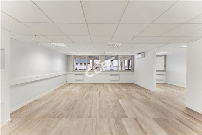 Bureau Location 75015 PARIS 17 RUE LETELLIER