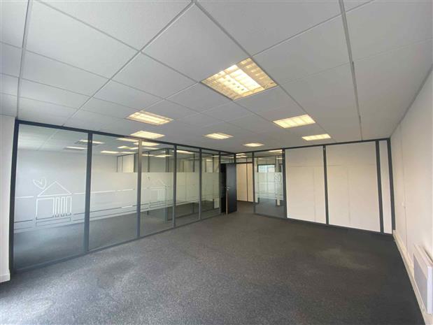 Bureau Location 59130 LAMBERSART