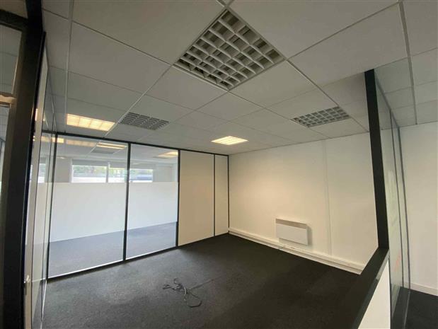 Bureau Location 59130 LAMBERSART