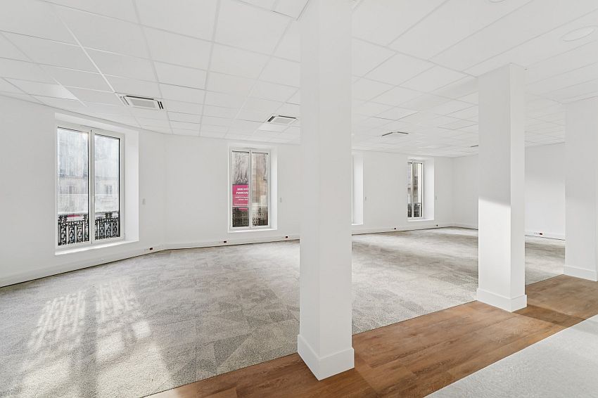 Bureau Location 75017 PARIS 5 PLACE TRISTAN BERNARD