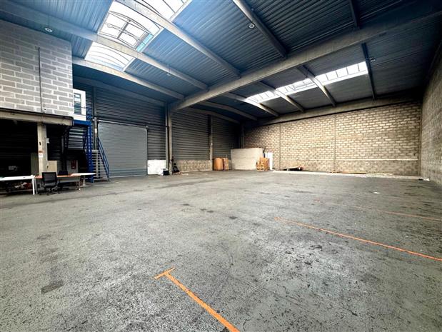 Local d'activités Location 69680 CHASSIEU