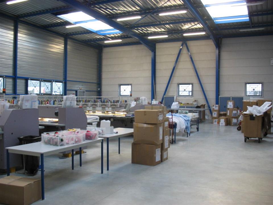 Local d'activités Location 93000 BOBIGNY