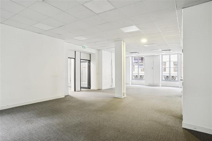Bureau Location 75002 PARIS 25 RUE LOUIS LE GRAND