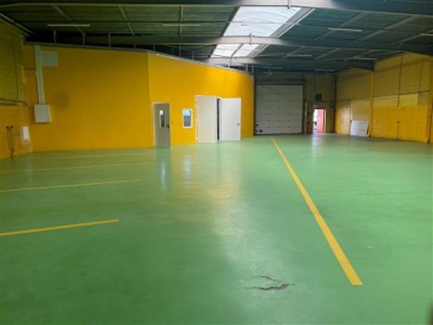 Local d'activités Location 93100 MONTREUIL