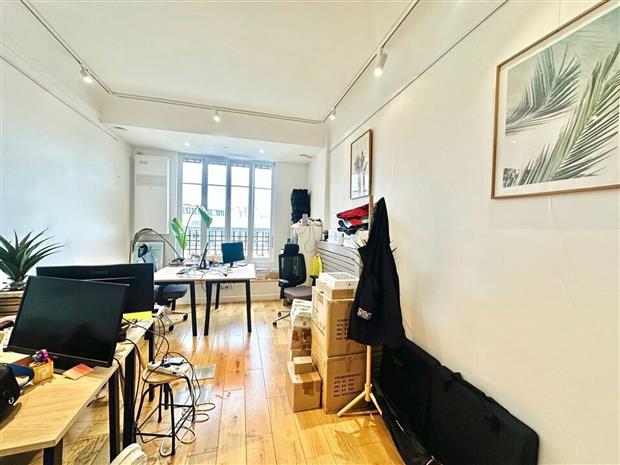 Bureau Location 75009 PARIS 94 RUE SAINT LAZARE